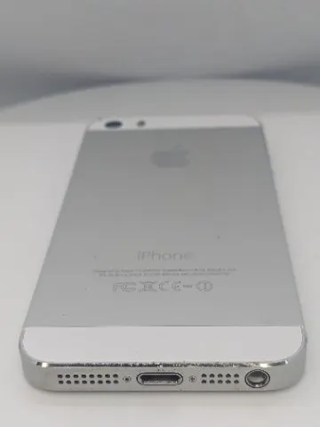 iPhone 5s 32GBの画像（1）