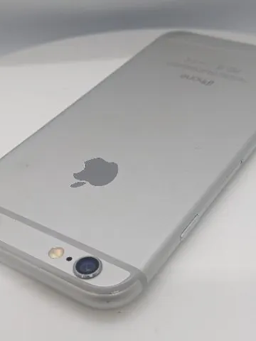 iPhone 6 16GBの画像（2）
