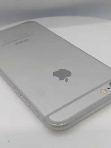 iPhone 6 16GBの画像（3）