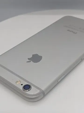 iPhone 6 64GBの画像（3）
