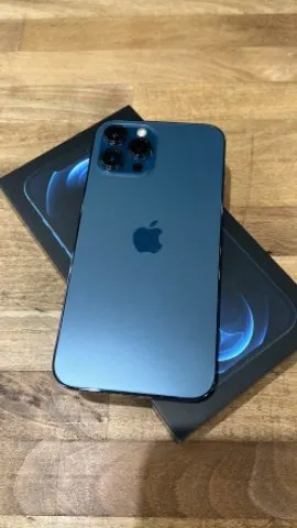 iPhone12ProMaxの画像（1）
