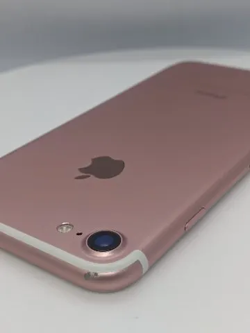 iPhone 7 32GBの画像（3）