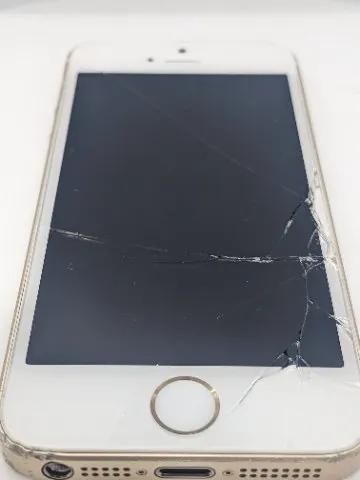 iPhone SE 32GBの画像（1）