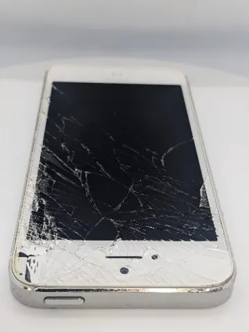 iPhone 5 64GBの画像（1）