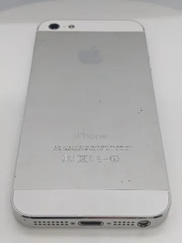 iPhone 5 64GBの画像（2）