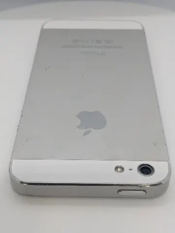 iPhone 5 64GBの画像（3）