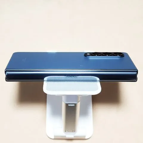 赤ロム Galaxy Z Fold4 SCG16 au SAMSUNGの画像（3）
