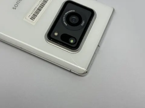 AQUOS R6 ソフトバンク版 ホワイト 訳あり品！の画像（4）