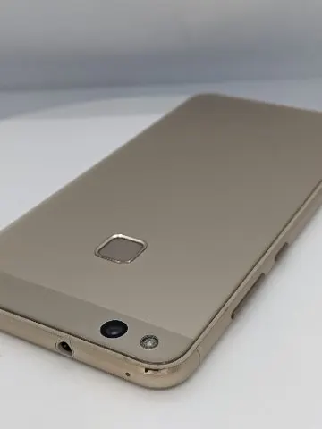 HUAWEI P10 liteの画像（3）