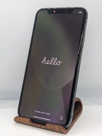 iPhone XS 64GBの画像（0）