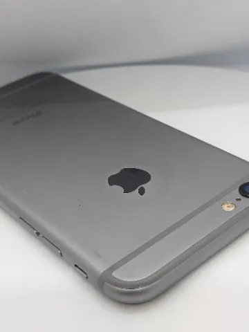iPhone 6 32GBの画像（3）