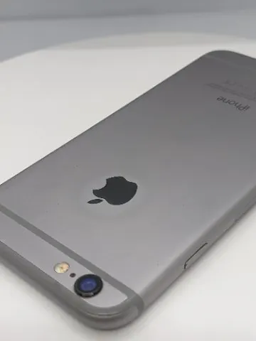 iPhone 6 32GBの画像（4）