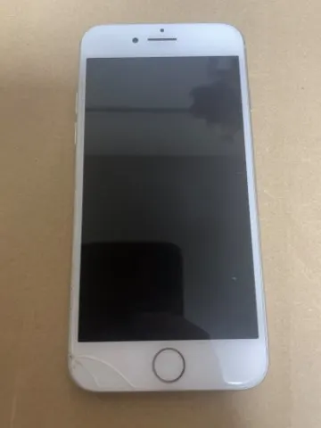 iPhone8 64GB 赤ロムの画像（0）