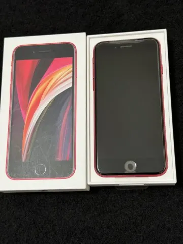 iPhone se 第2世代 64GB Red ジャンク(33814)¥4,300(Sさんの iPhone se 第2世代 64GB Red ジャンク(33814)¥4,300(Sさんの