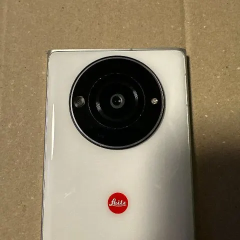 LEITZ PHONE 2 softbank  SiMフリーの画像（2）
