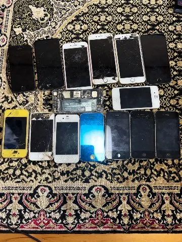 iPhone ジャンクセットの画像（1）