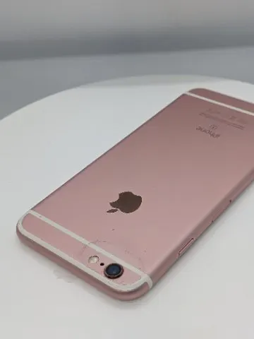 【整備済】iPhone6s 64GBの画像（3）