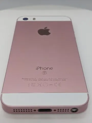 【整備済】iPhone SE 32GBの画像（1）