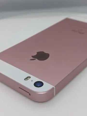 【整備済】iPhone SE 32GBの画像（3）