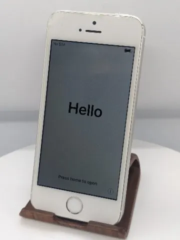 【整備済】iPhone SE 16GBの画像（0）