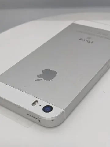 【整備済】iPhone SE 16GBの画像（4）