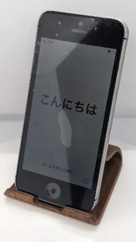 【整備済】iPhone SE 16GBの画像（0）
