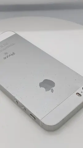 【整備済】iPhone SE 64GBの画像（2）