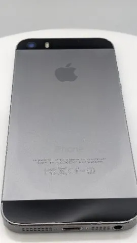 【整備済】iPhone 5s 32GBの画像（1）