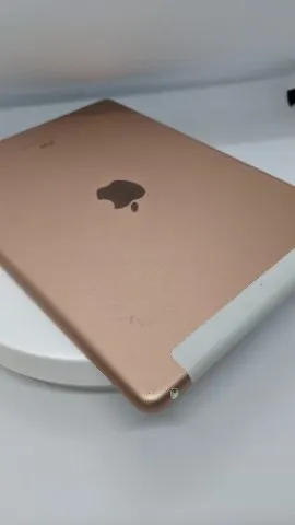iPad6 128GBの画像（2）