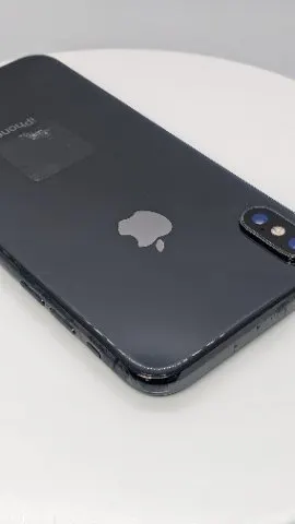 iPhone X 64GBの画像（2）