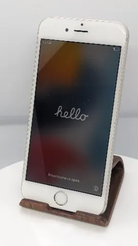 iPhone 6s 16GBの画像（0）