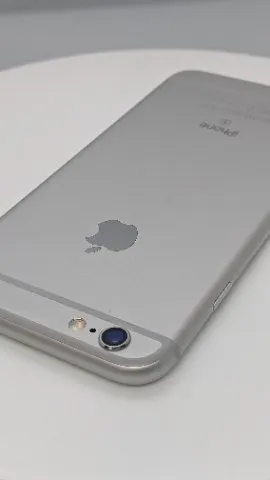 iPhone 6s 16GBの画像（3）