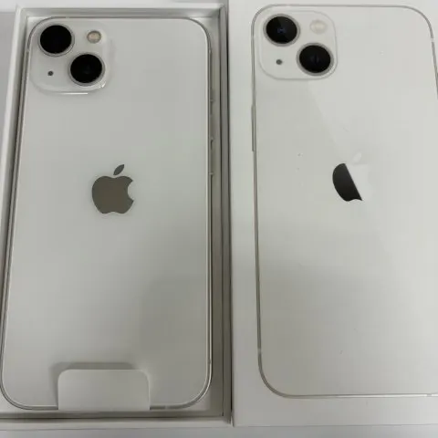 新品未使用 iPhone13 128GB スターライト赤ロムの画像（0）