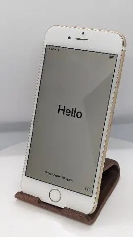 iPhone 6 64GBの画像（0）