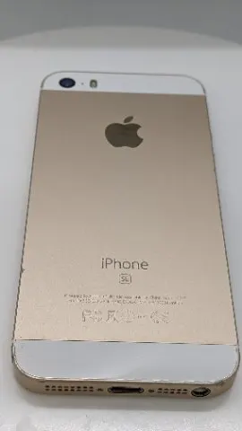 iPhone SE 32GBの画像（1）
