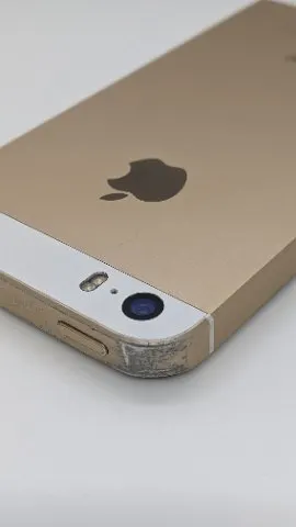 iPhone SE 16GBの画像（3）