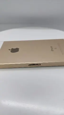 iPhone SE 16GBの画像（4）