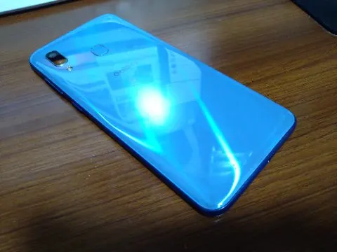赤ロム SIMロック解除済み Samsung Galaxy A30 SCV43 ブルー au版 利用制限×(の画像（1）