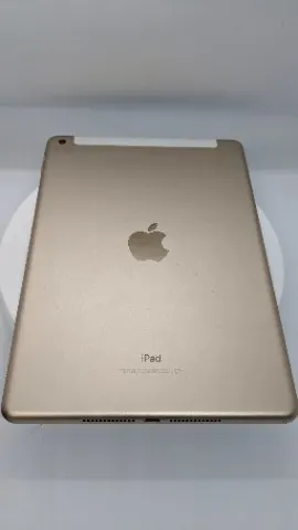 iPad5 32GBの画像（1）
