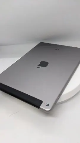 iPad Air 2 64GB ＋cellularの画像（3）