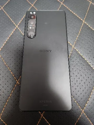 Xperia 1 IV SOG06　ブラック　黒色の画像（1）