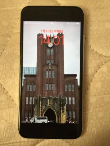 iPhoneSE3 128GB スターライト 赤ロム ソフトバンク×の画像（0）