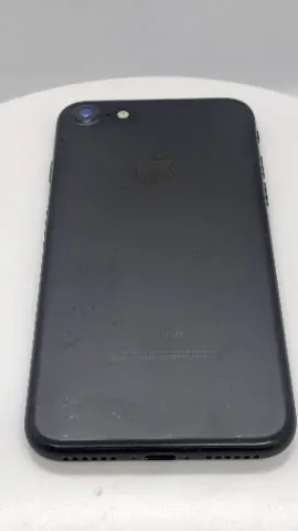 iPhone 7 32GBの画像（1）
