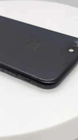 iPhone 7 32GBの画像（3）