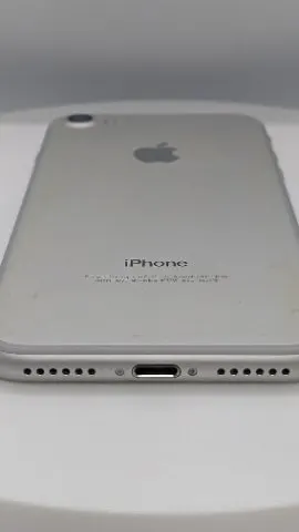 iPhone 7 32GBの画像（2）