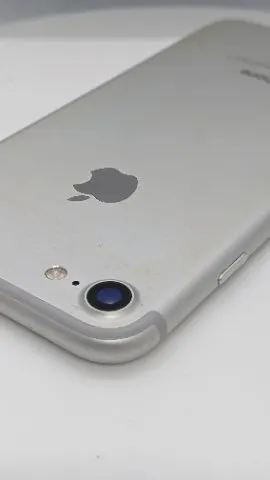 iPhone 7 32GBの画像（4）