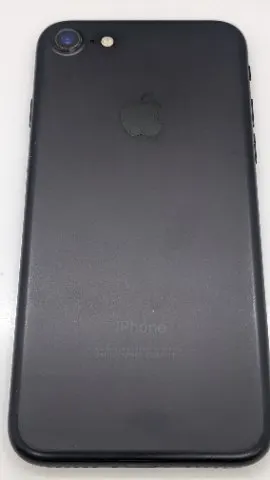iPhone 7 32GBの画像（1）