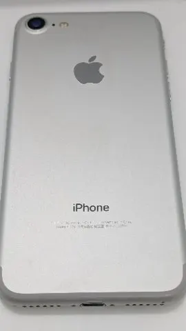 iPhone 7 32GBの画像（1）