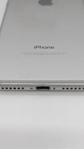 iPhone 7 32GBの画像（2）