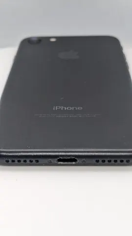 iPhone 7 32GBの画像（1）